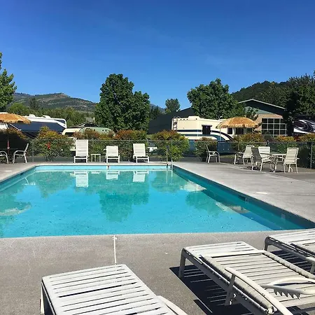 Americas Best Value Inn - Phoenix / Ashland 
